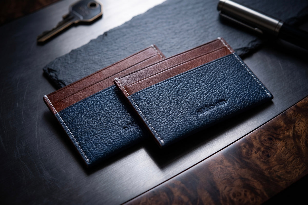 Two-tone 5-slot cardholder made from pebble grain chevre leather from alran and buttero leather from conceria walpier